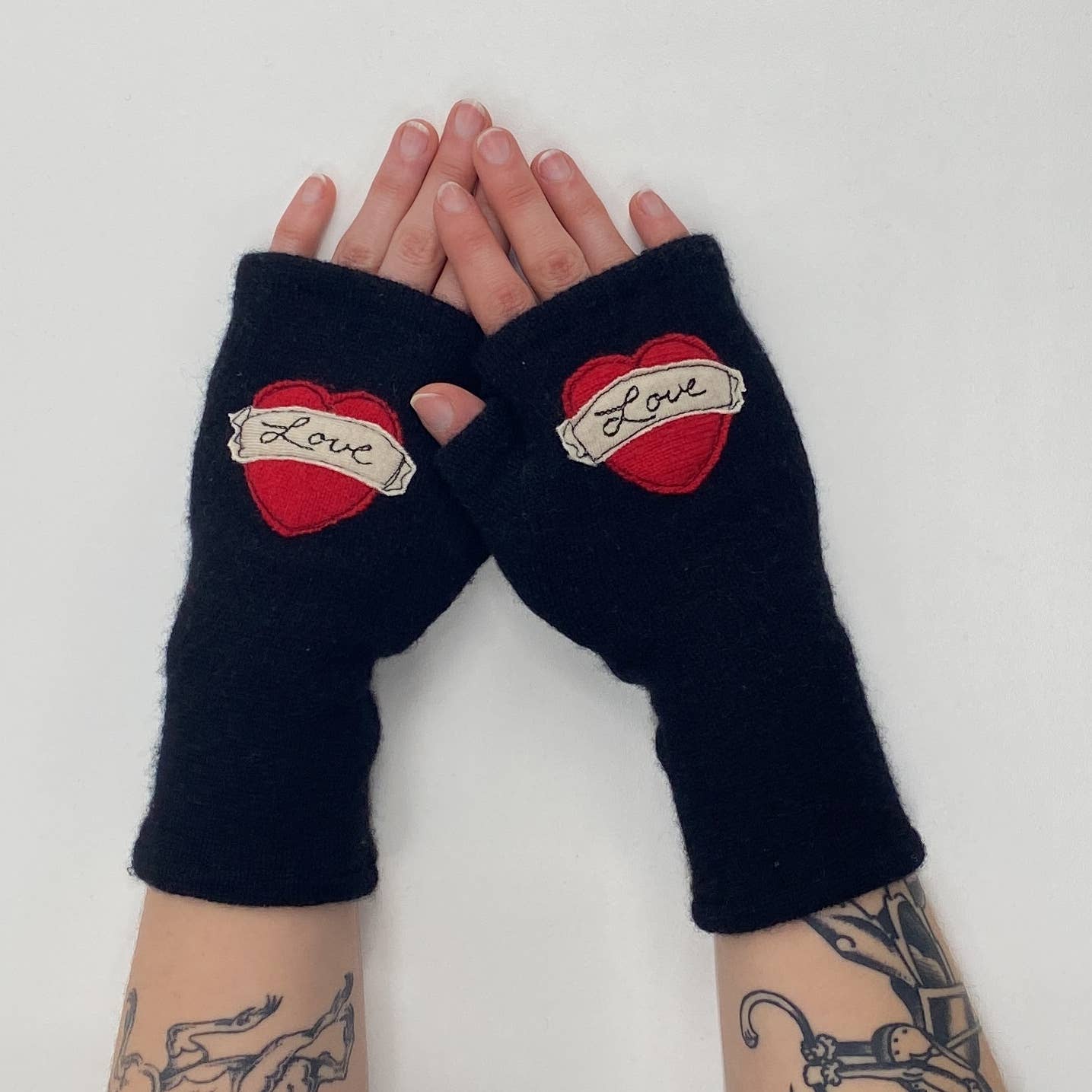 Fingerless Cashmere Gloves-Tattoo Heart Love: Red on Black / One Size Fits Most