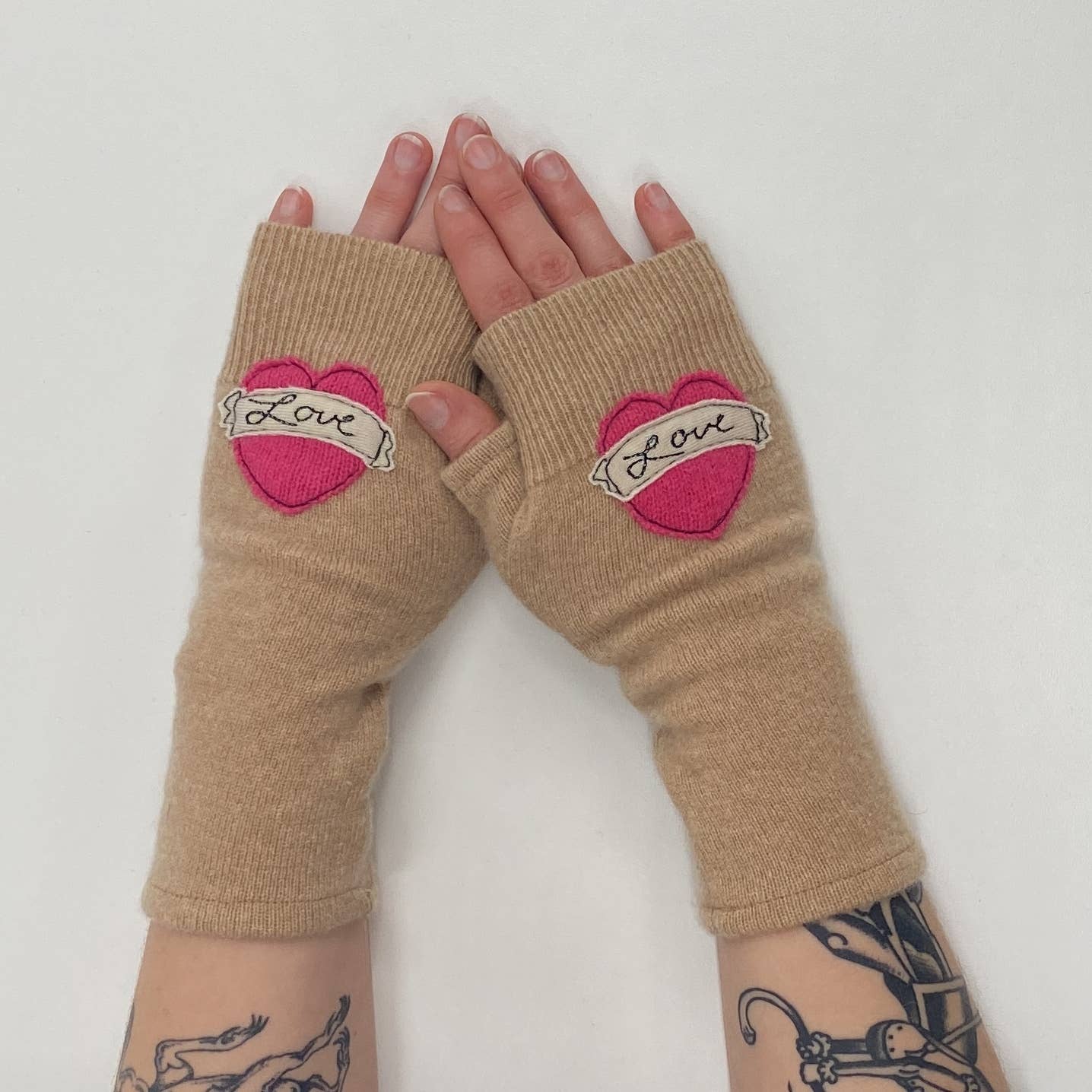 Fingerless Cashmere Gloves-Tattoo Heart Love: Pink on Black / One Size Fits Most