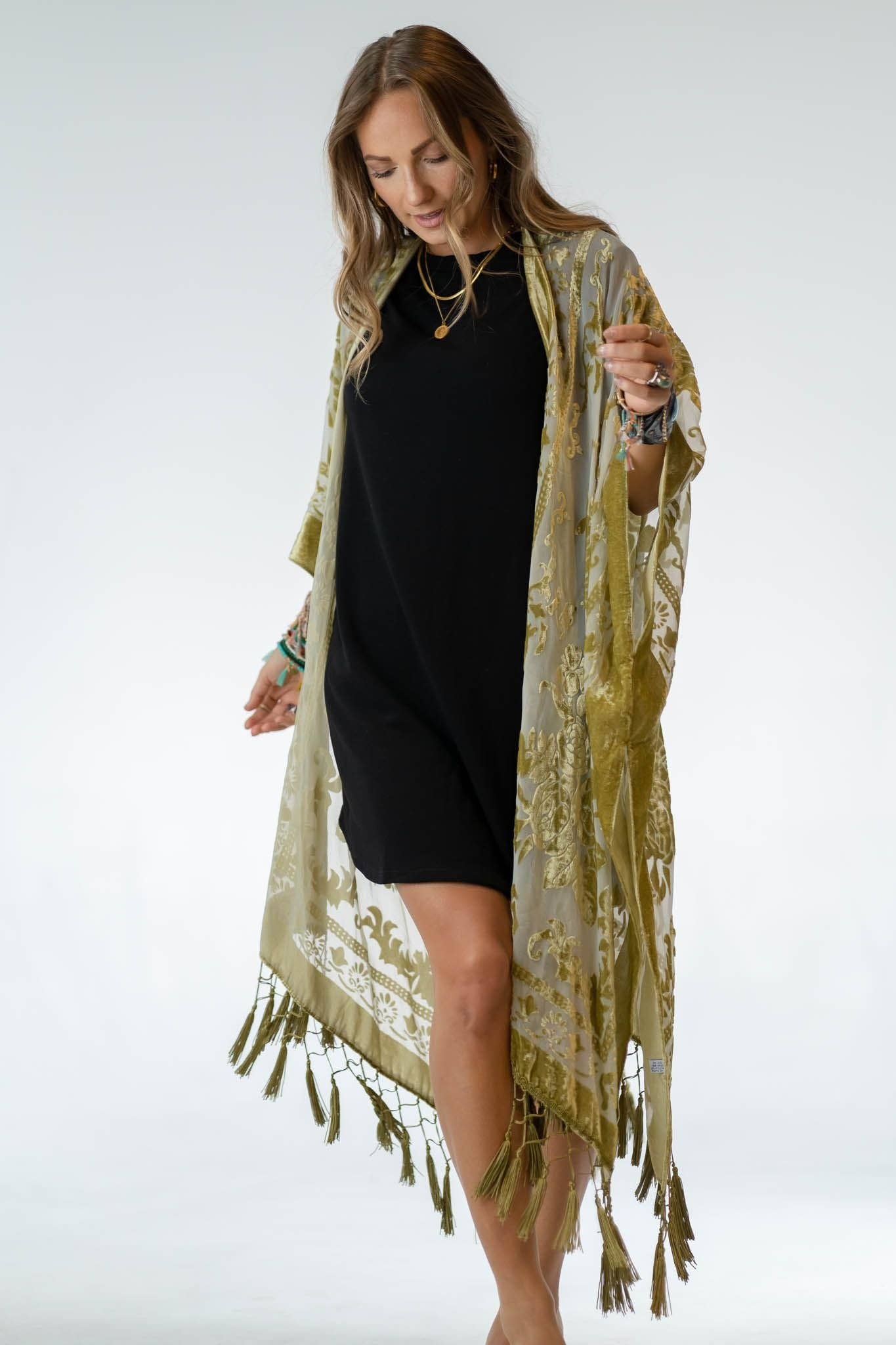 Winter Favorite: Crushin' On You Velvet Kimono - Olive: OS