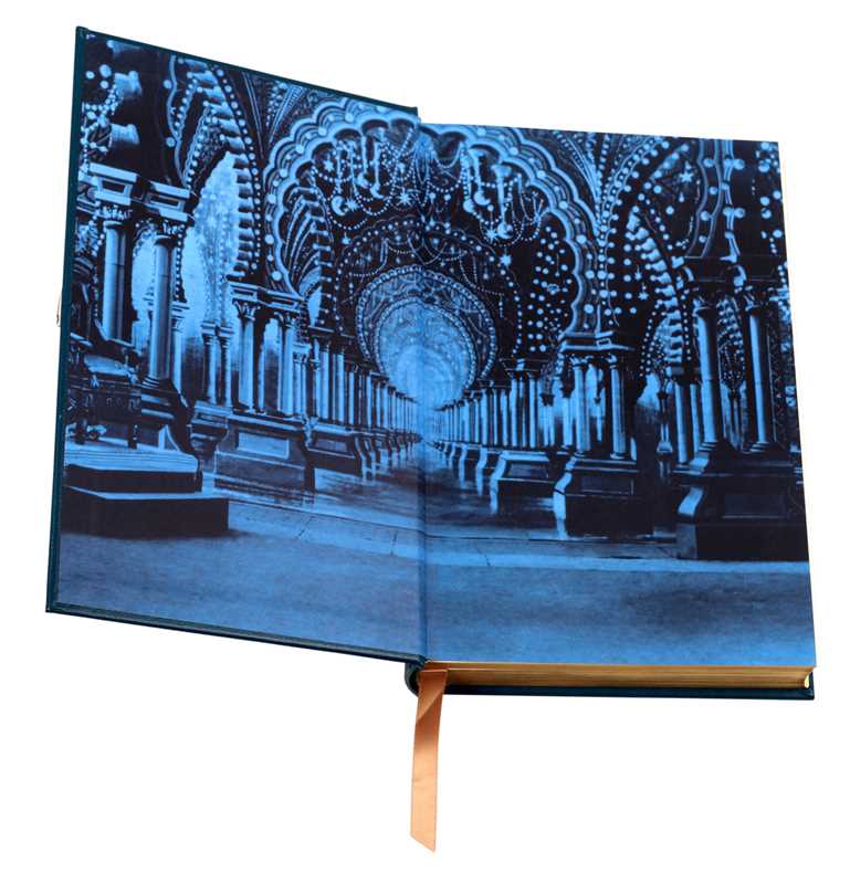 Arabian Nights by Sir Richard Burton: Embossed Leather; 750 pages / English