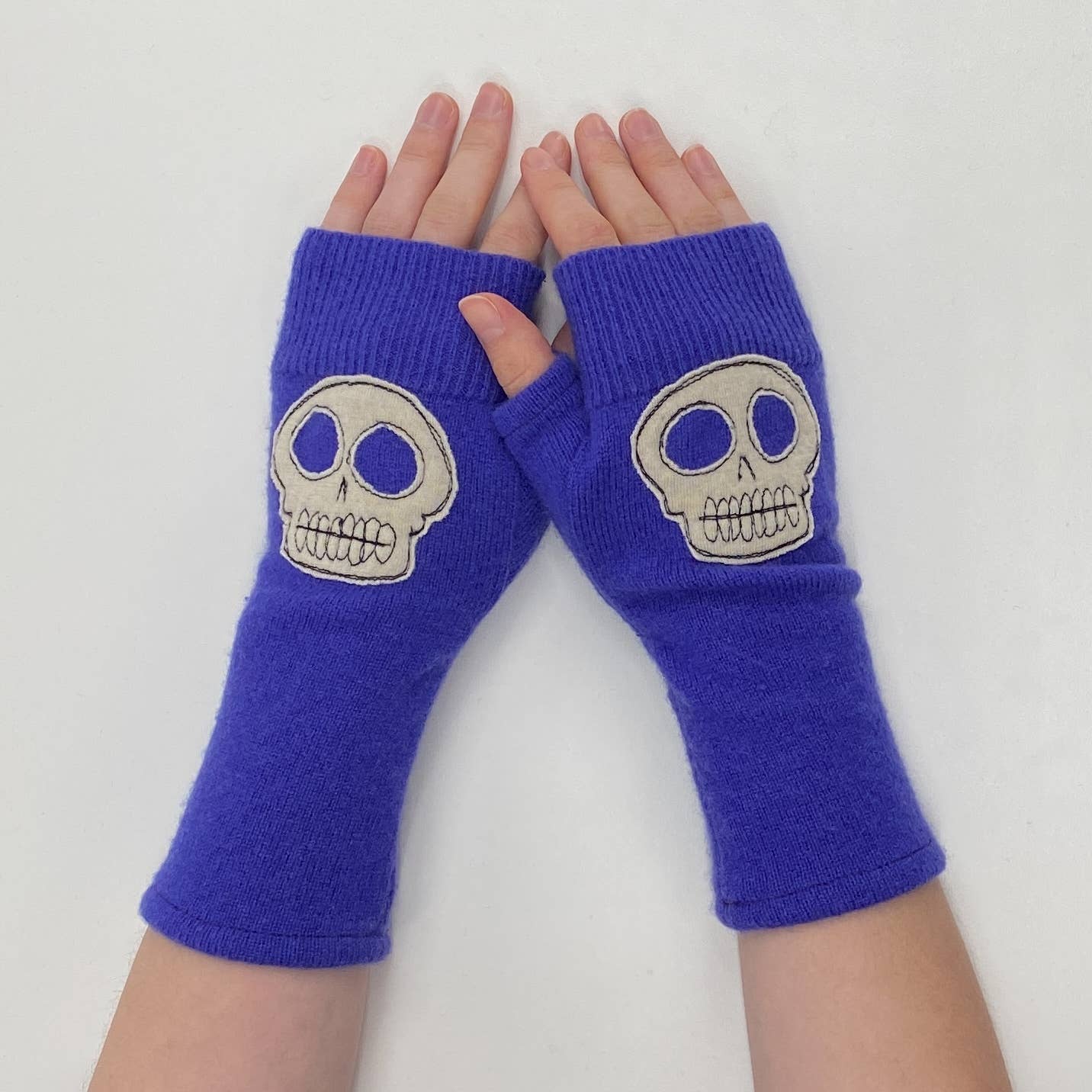Fingerless Cashmere Gloves-Skull: Black / One Size Fits Most