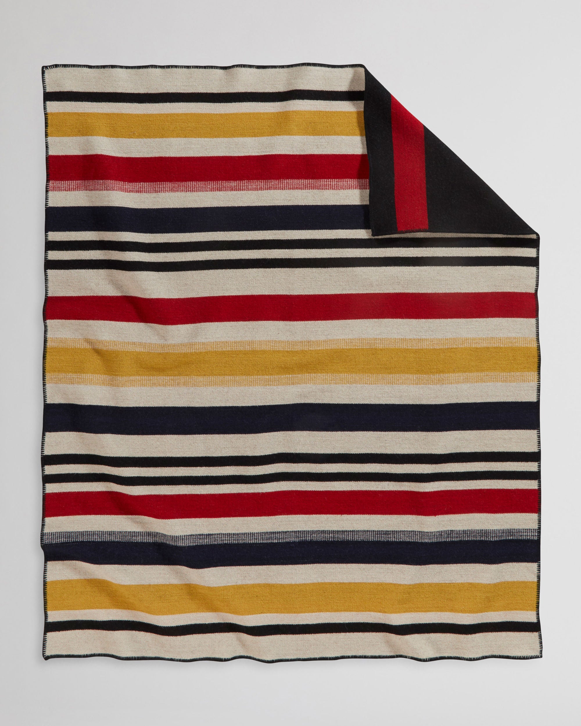 PENDLETON BRIDGER WOOL THROW WITH CARRIER