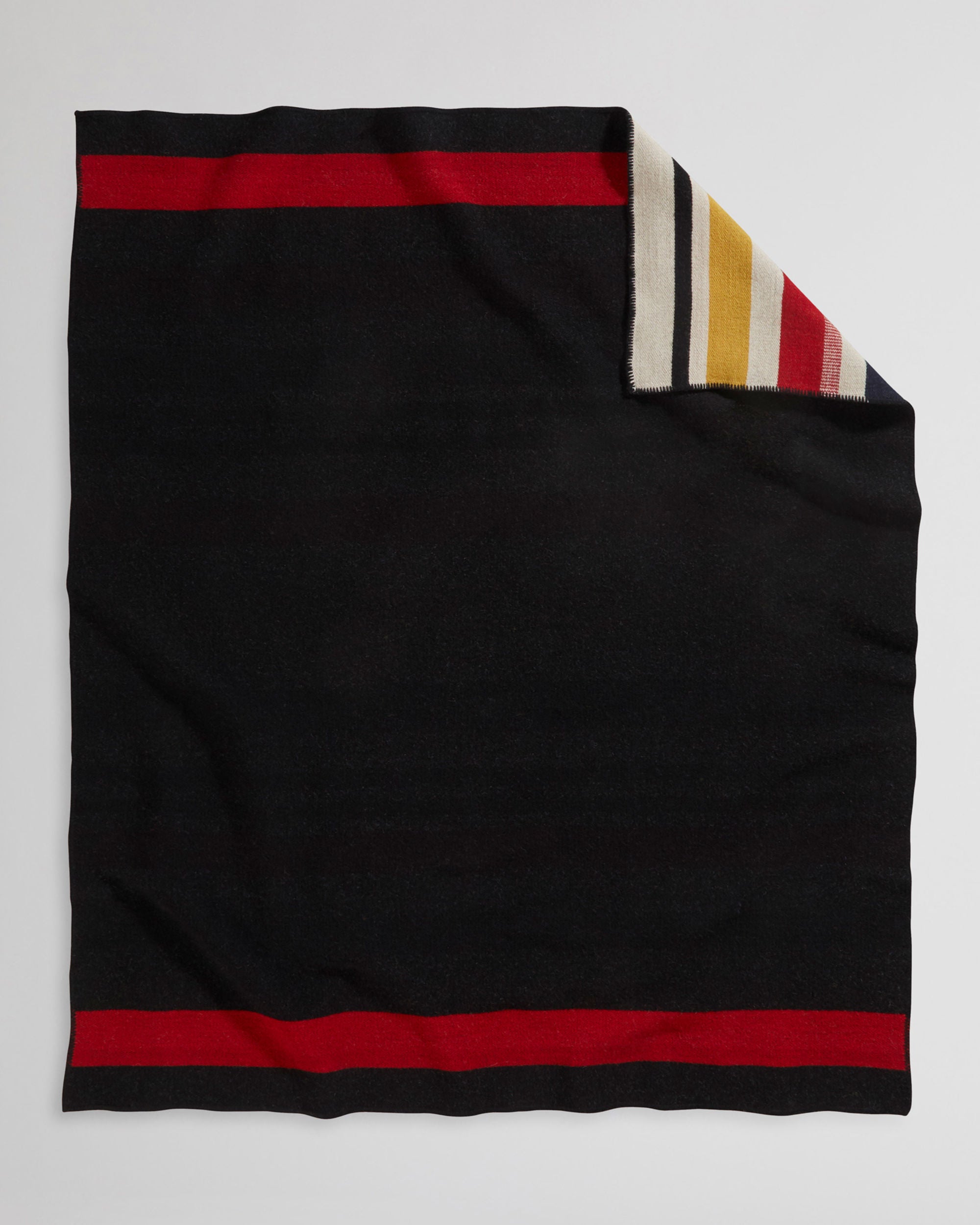 PENDLETON BRIDGER WOOL THROW WITH CARRIER