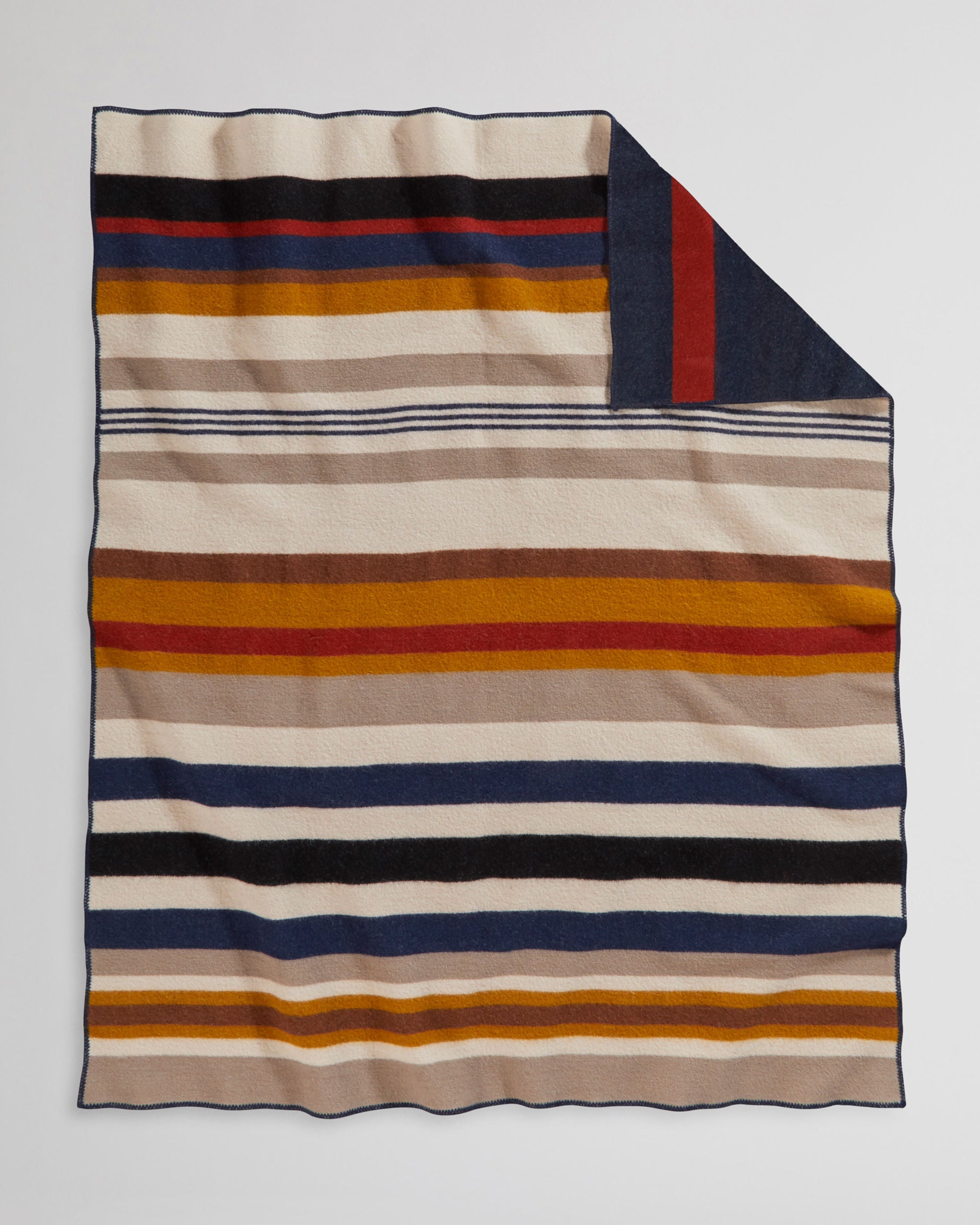 PENDLETON BRIDGER WOOL THROW WITH CARRIER