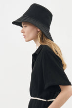 Load image into Gallery viewer, Playa Contrast Stitch Bucket Hat - Black: Black
