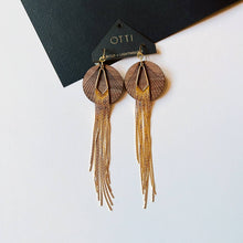 Load image into Gallery viewer, 18K Gold Glamour Fringe earring: WALNUT real wood detail
