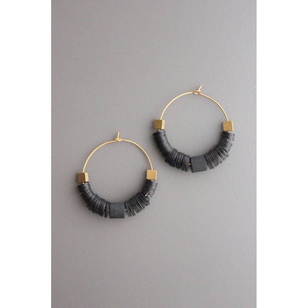 XINE07 Black vulcanite hoop earrings