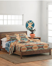 Load image into Gallery viewer, WYETH TRAIL PIECED QUILT COVERLET SET
